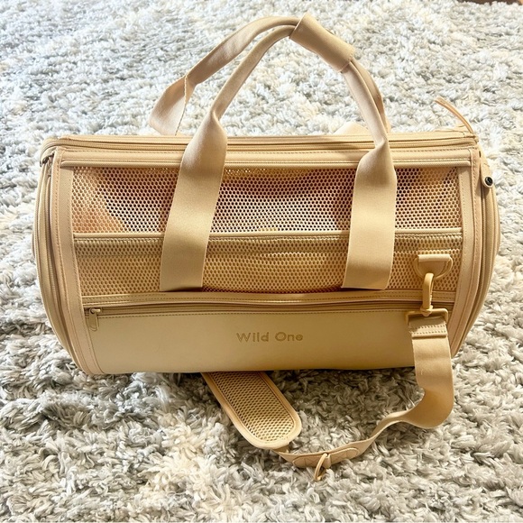 Wild One Pet Travel‎ Carrier in Tan - Picture 2 of 5